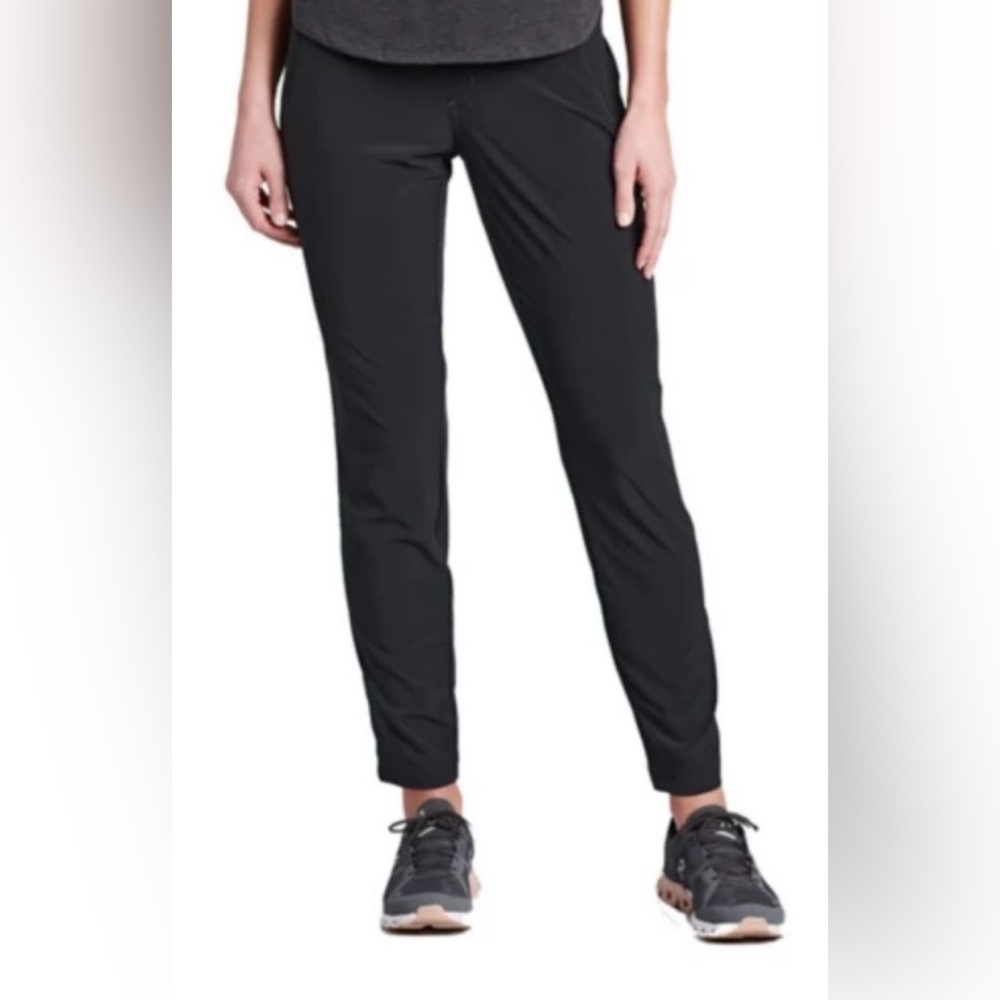 Kuhl Black Cropped Slim Fit Ankle Pants